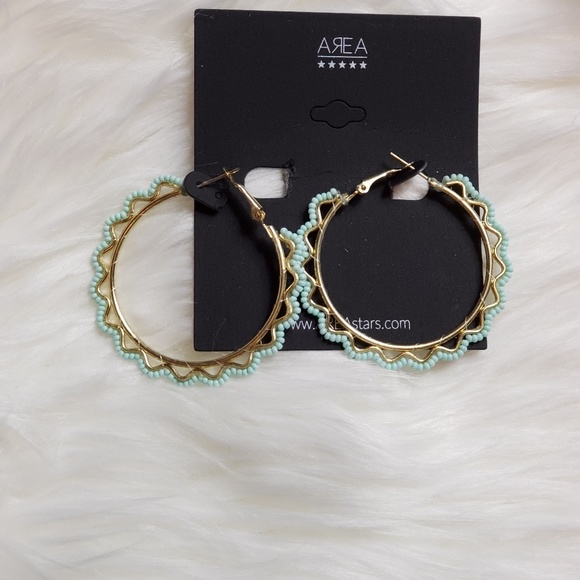 NWT Area Stars hoop earings - Picture 2 of 3